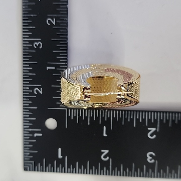 Unique Tricolor Gold Mesh Basket Purse Style Earrings - Picture 10 of 10